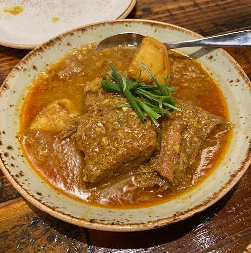 Teni East Kitchen